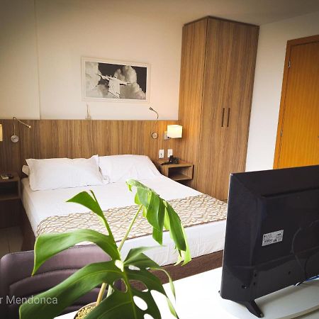 Quarto Executivo Para Sua Estadia De Trabalho Кампус дус Гойтаказиш Екстериор снимка