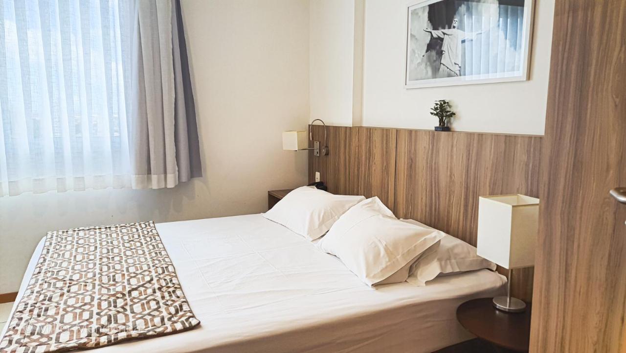 Quarto Executivo Para Sua Estadia De Trabalho Кампус дус Гойтаказиш Екстериор снимка